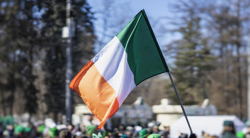 Hình ảnh Cờ Ireland Huy Hiệu 3D Hình Tròn PNG - Truy cập để tải xuống hình ảnh cờ Ireland Huy Hiệu 3D Hình Tròn mới nhất